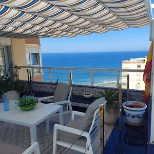 https://spectacular-views-penthouse-in-1st-line-beach.es-andalucia.com